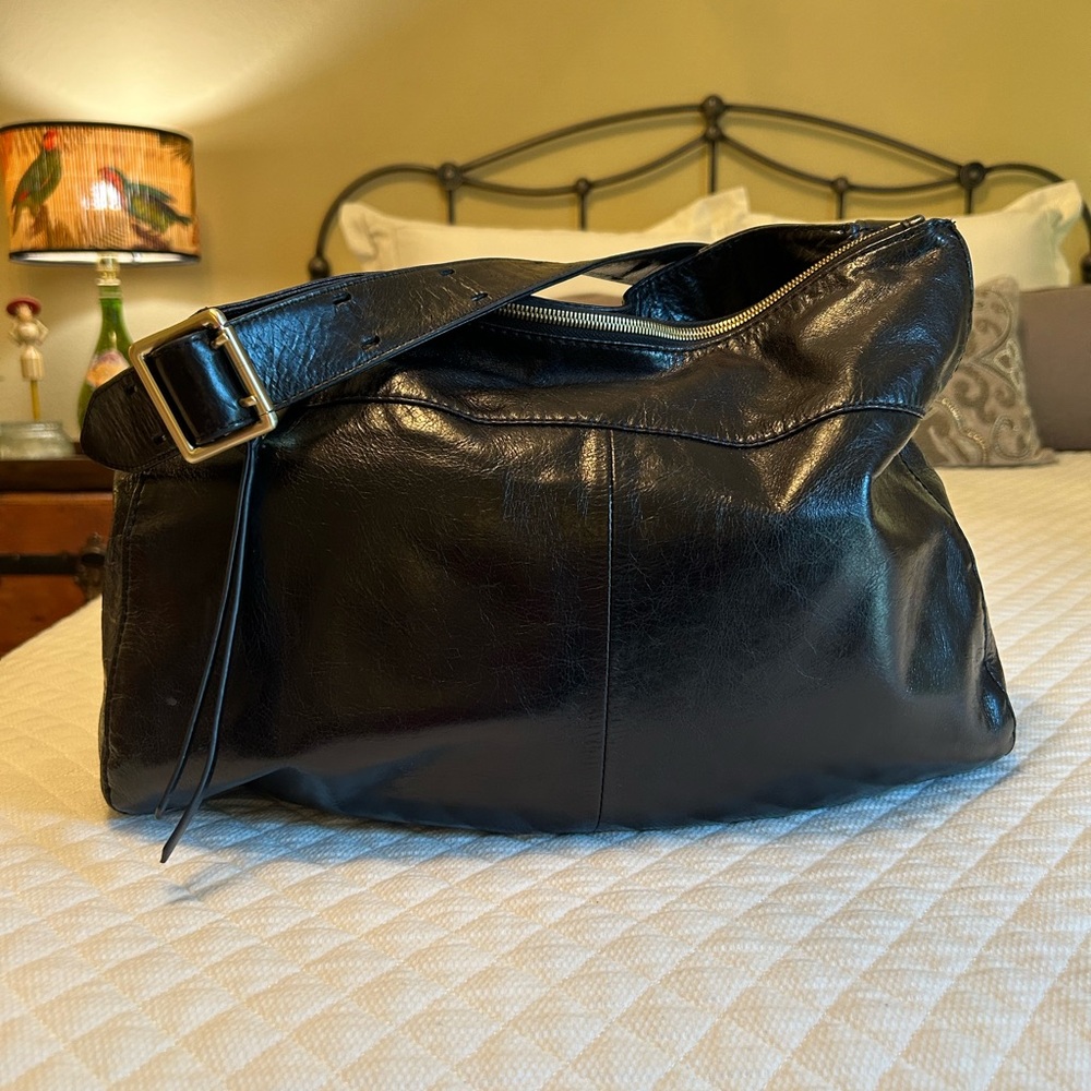 Hobo International Brand Shoulder Bag in distressed Black Leather